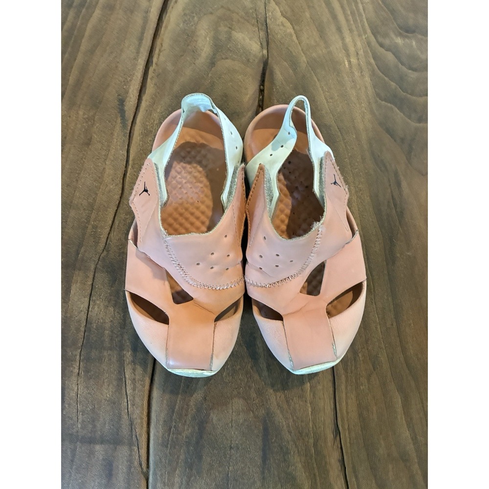 Size 10c Pink Jordan Flare‎ Sandal In Used Condition